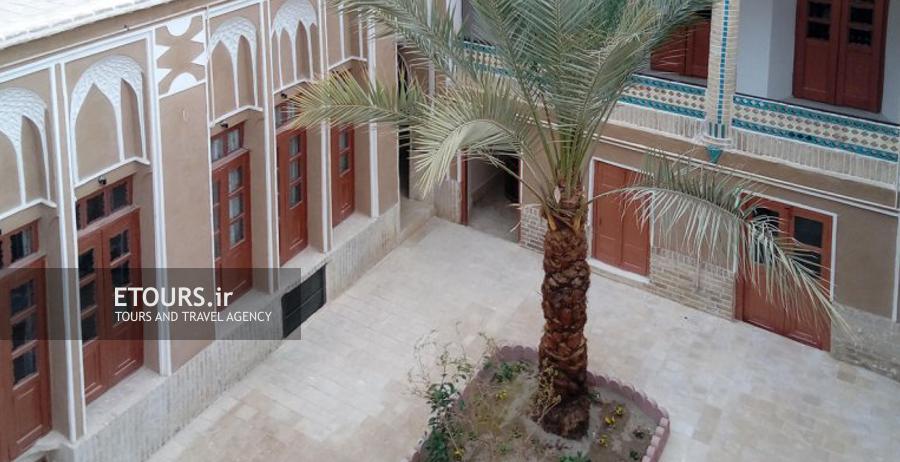 اقامتگاه سنتی طارونه 