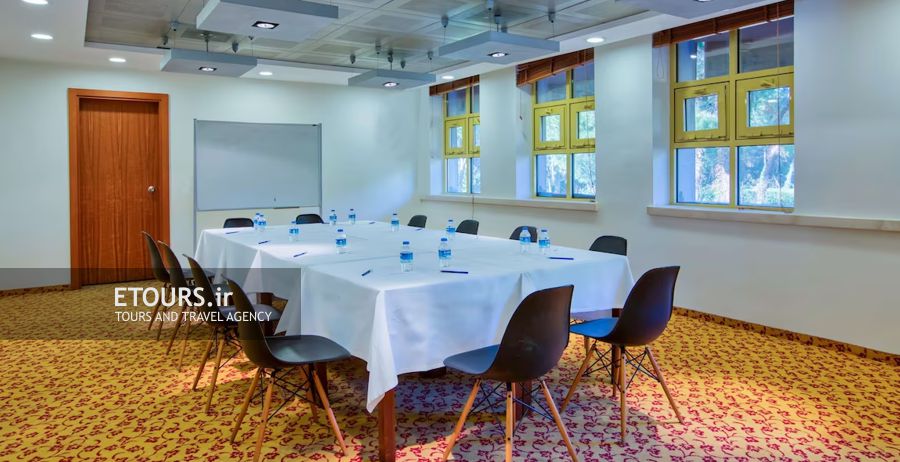 سالن کنفرانس آکوا