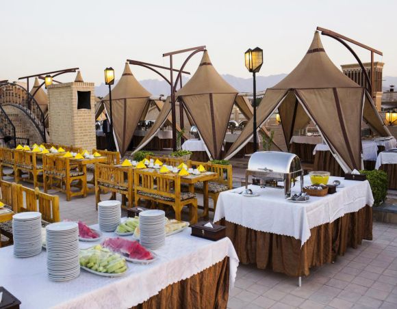 رستوران بام