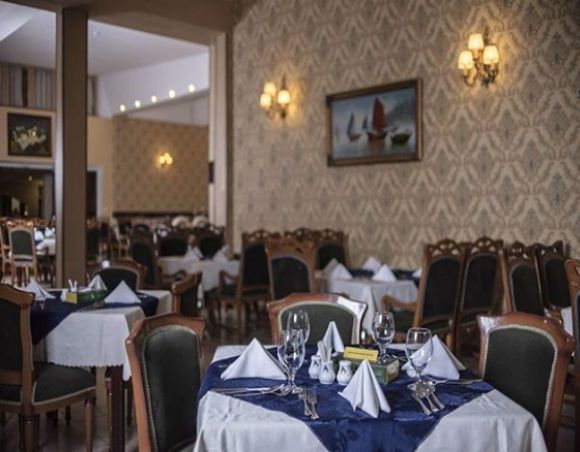 رستوران آریوبرزن