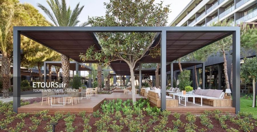 رستوران بین المللی ویاژ